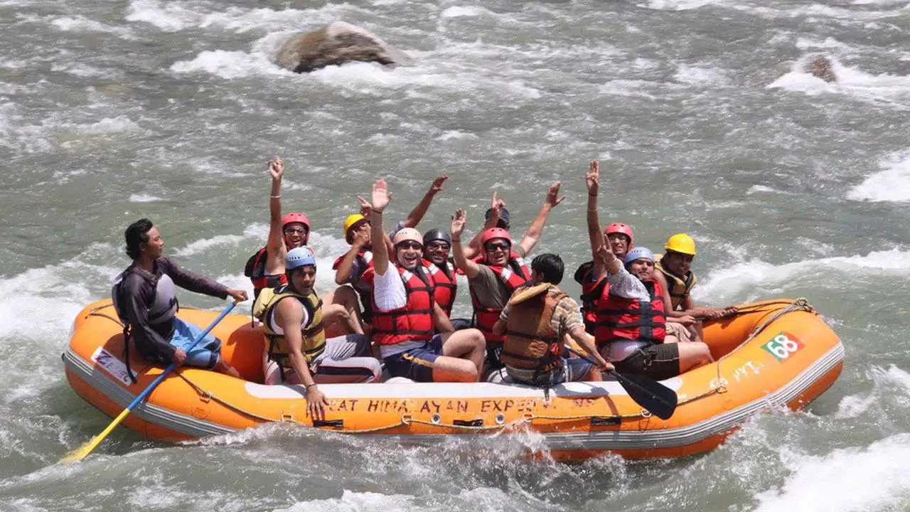 Camping with 10 Km Rafting