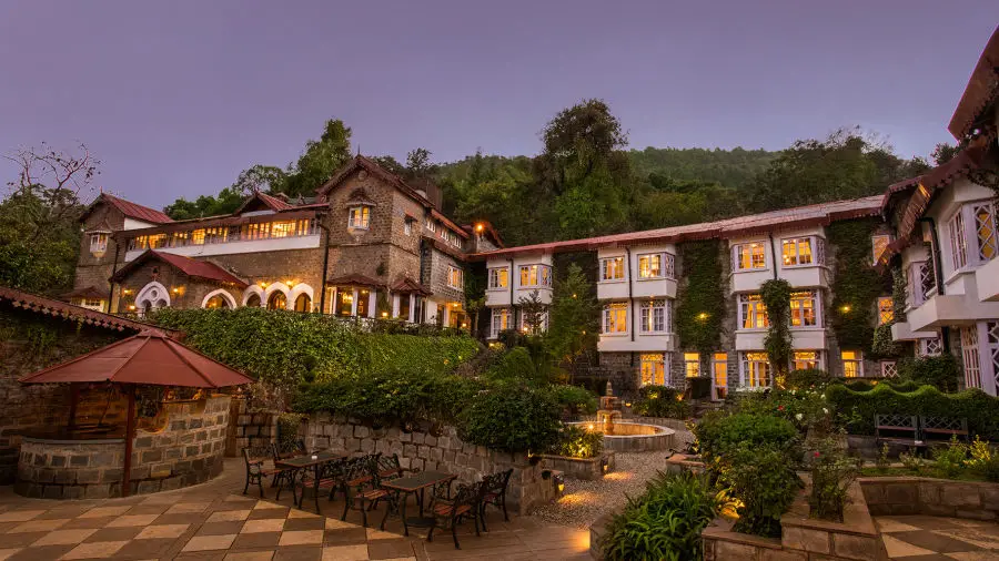  The Earl’s Court by Leisure Hotels Group, Hotel in Naintal Five Star Hotels in Nainital