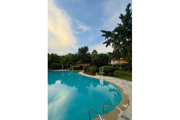 tarangi jim corbett pine wood cottage staycation 1