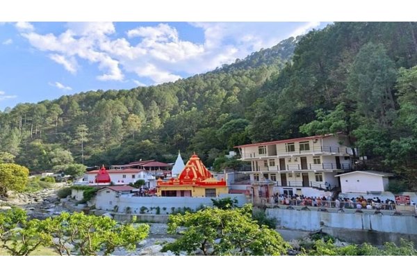 Kainchi Dham and Nainital Tour From Delhi 3