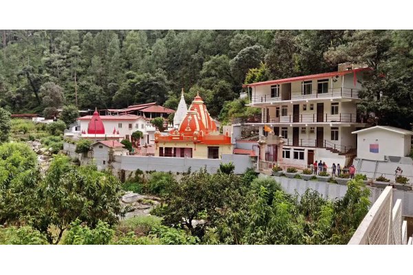 2 Nights 3 Days Kainchi Dham and Nainital Tour From Delhi
