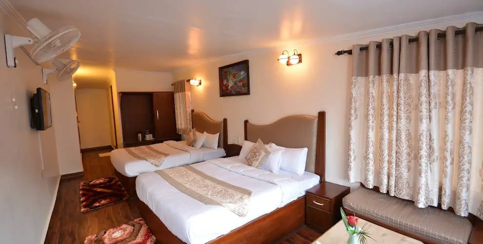 Hotel Happy Home The Lake Paradise – Family Suite